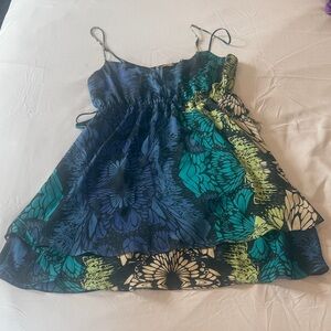 Forever 21 Black and Cream Floral Top